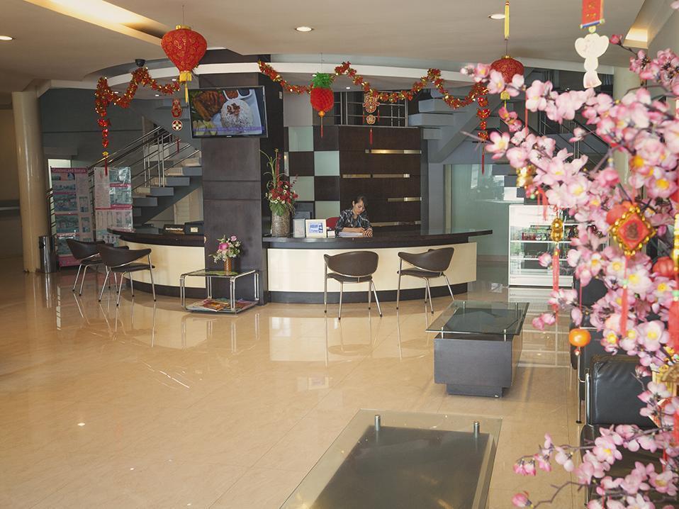 Hotel Celebes Macasar Exterior foto