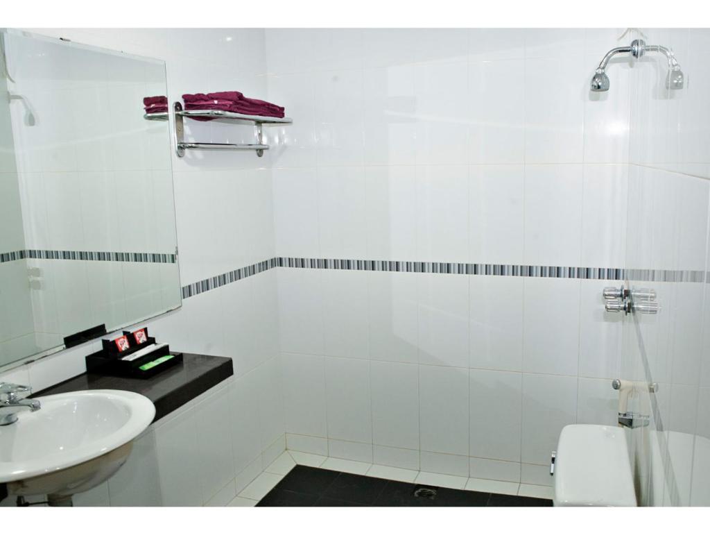 Hotel Celebes Macasar Habitación foto